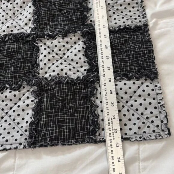 NWOT Handmade, distressed black and white polka dot baby rag quilt - Picture 5 of 9